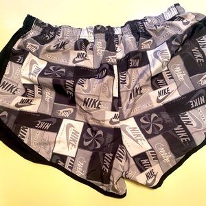 Never worn! Nike Shorts!